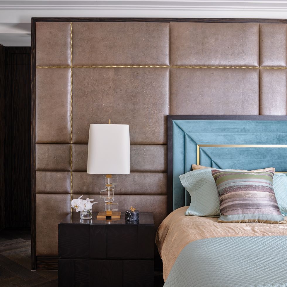 o casa in dealul vanatorului, cu marmura si eleganta