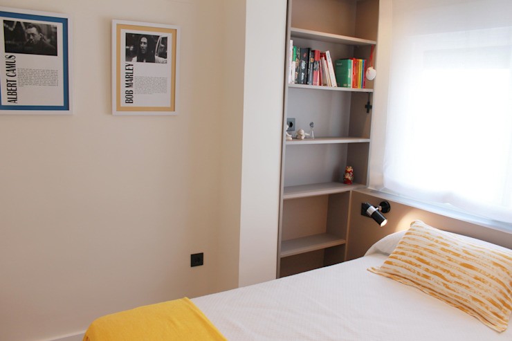 APARTAMENT PE PLAJA homify dormitoare in stil mediteranean